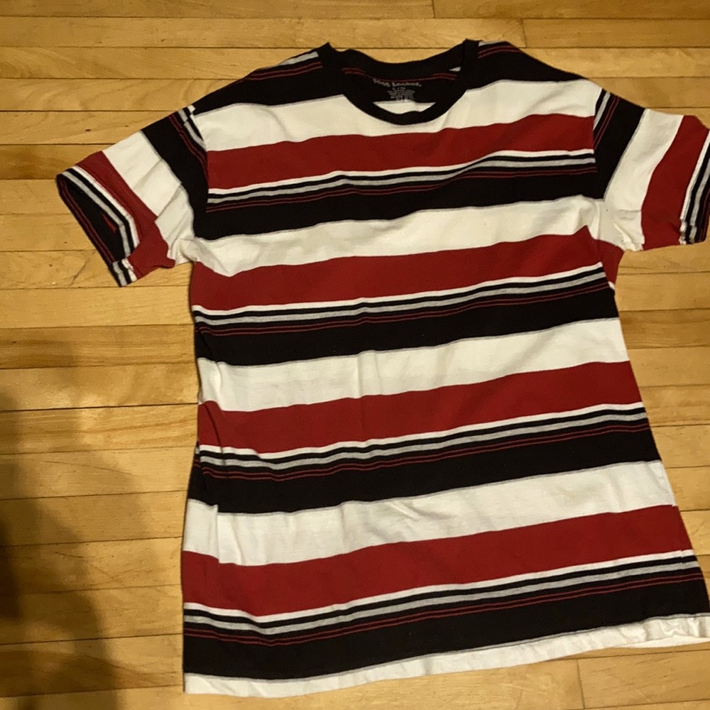 Men’s Foot locker shirt